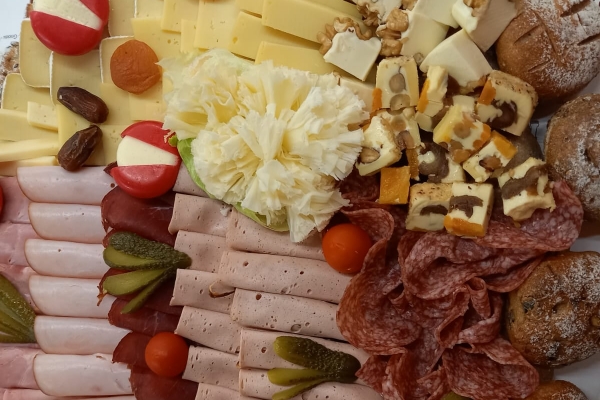 brotplatte1D4BB5E62-0B47-3EBD-B164-ECD13B9E487F.jpg